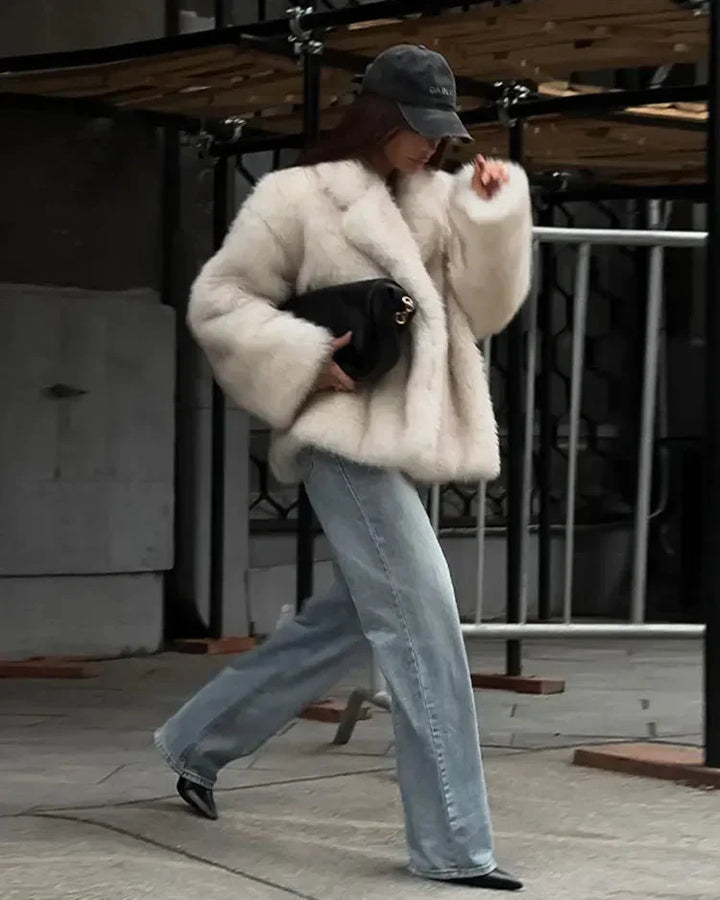 Chrishelle™ | Oversized Faux Fur Coat